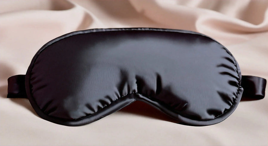 Les Avantages du Masque en Soie pour un Sommeil Réparateur et une Peau Rayonnante - StudioSoie