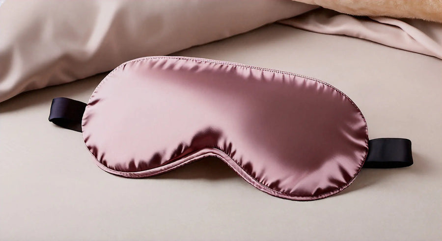 Les Avantages d'un Masque en Soie Naturelle pour un Sommeil de Qualité - StudioSoie