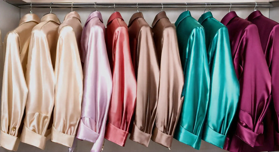 De vakreste silke- og satengblusene for en elegant og sofistikert look - StudioSoie