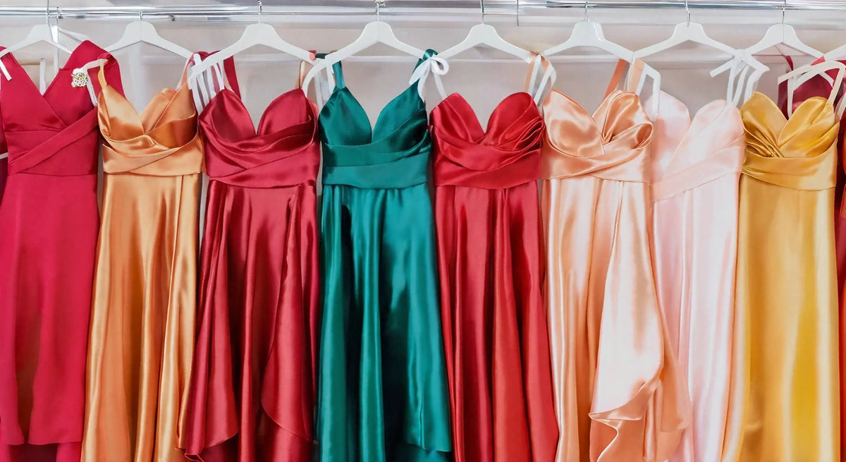 De smukkeste kjoler i satin og silke til uovertruffen elegance - StudioSoie