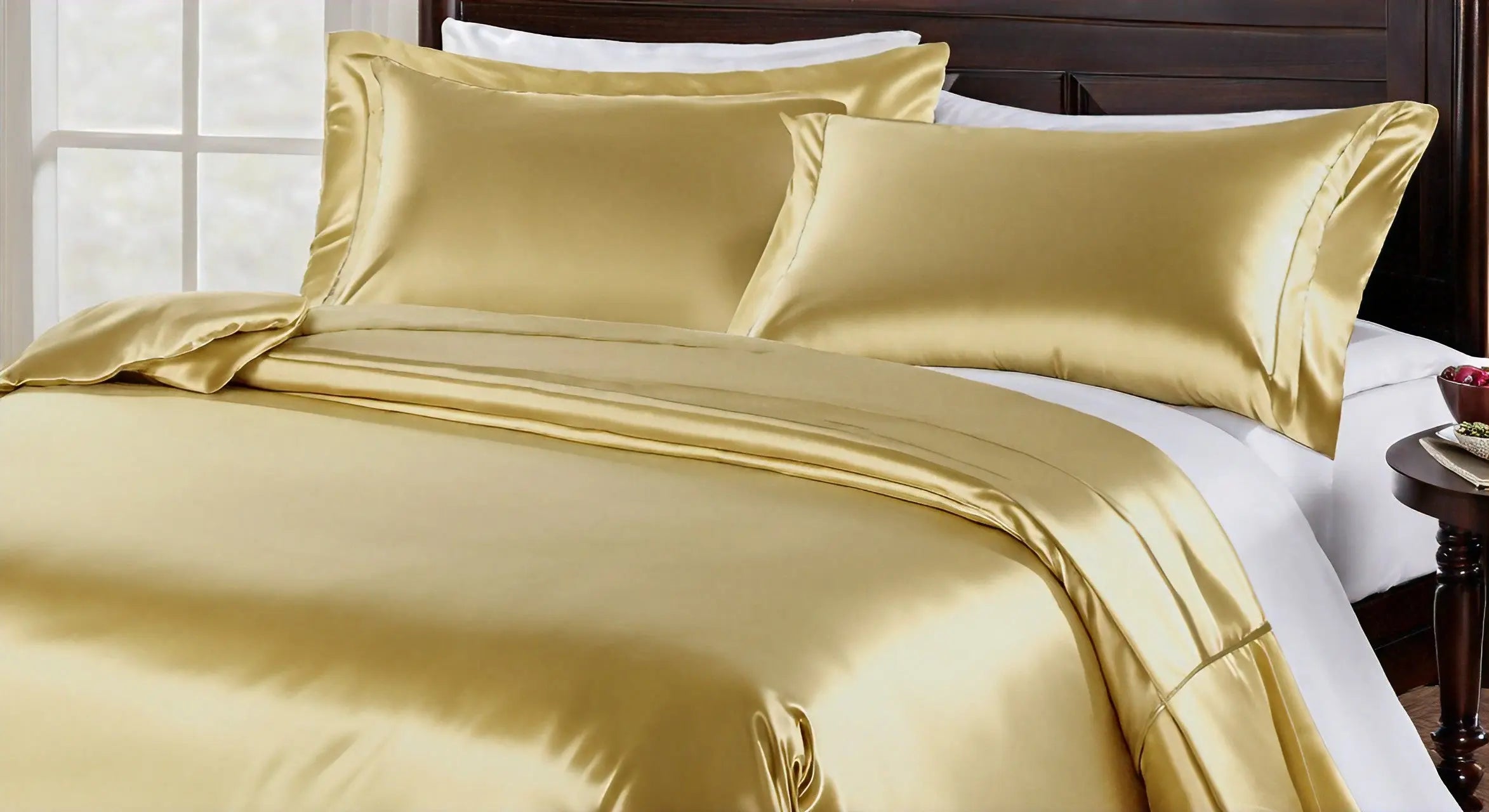 Les Secrets d'une Parure de Lit en Satin de Soie pour des Nuits de Luxe et Confort StudioSoie