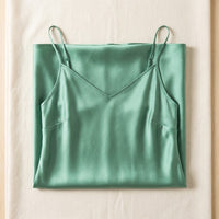 Robe Mi-Longue en Soie de Mûrier 21 Momme — Col V Coupe Biais 14 Coloris Femme - coloris vert-menthe | StudioSoie