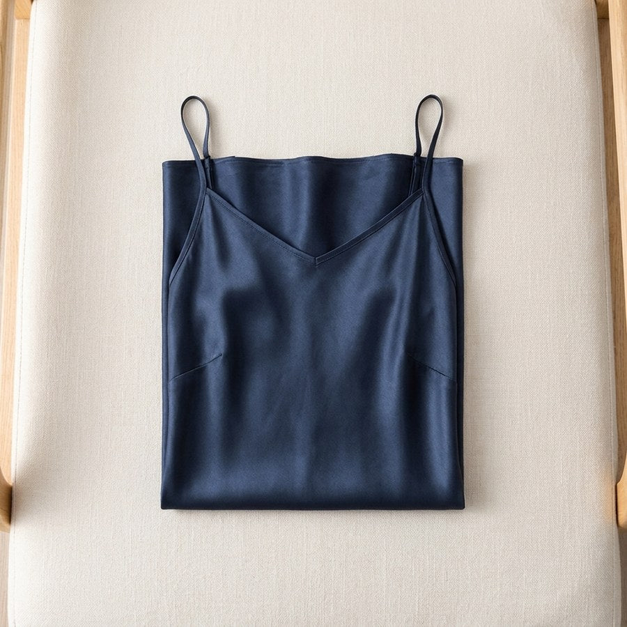 Robe longue unie en soie de mûrier - coloris Bleu Marine | StudioSoie