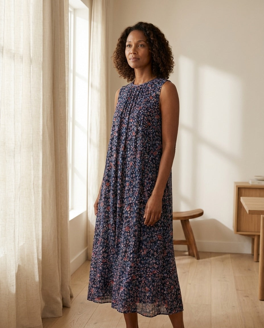Robe Midi en Georgette de Soie — Double Épaisseur Imprimé Floral Femme — portée de face | StudioSoie