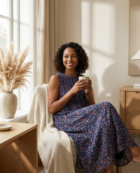 Robe Midi en Georgette de Soie — Double Épaisseur Imprimé Floral Femme — portée en intérieur | StudioSoie