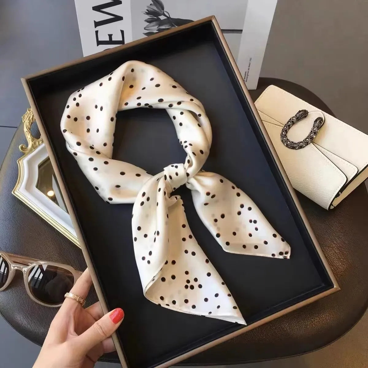 Foulard Carré en Soie Naturelle 65 cm - Accessoire Luxe 100% Soie de Mûrier - StudioSoie