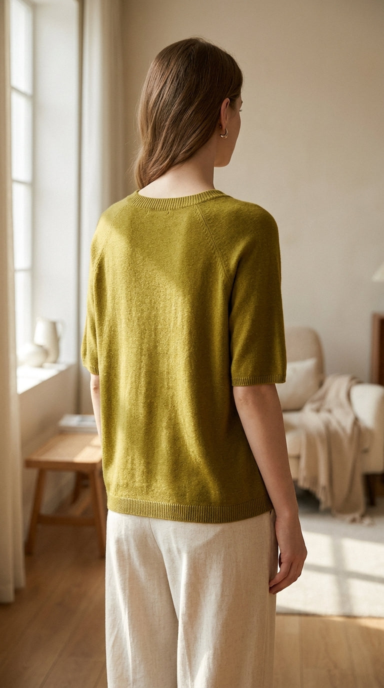 Pull en mérinos vu de dos - StudioSoie