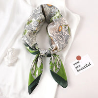 Foulard en Satin de Soie Luxueux - StudioSoie