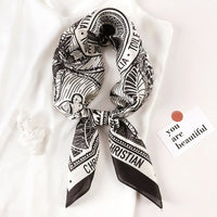 Foulard en Satin de Soie Luxueux - StudioSoie