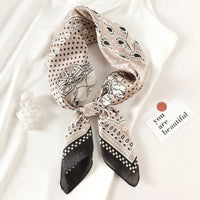 Foulard en Satin de Soie Luxueux - StudioSoie