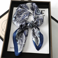 Foulard en Satin de Soie Luxueux - StudioSoie