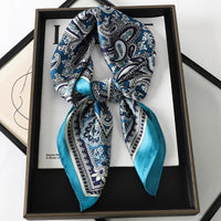 Foulard en Satin de Soie Luxueux - StudioSoie
