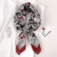 Foulard en Satin de Soie Luxueux - StudioSoie