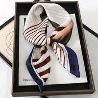 Foulard en Satin de Soie Luxueux - StudioSoie