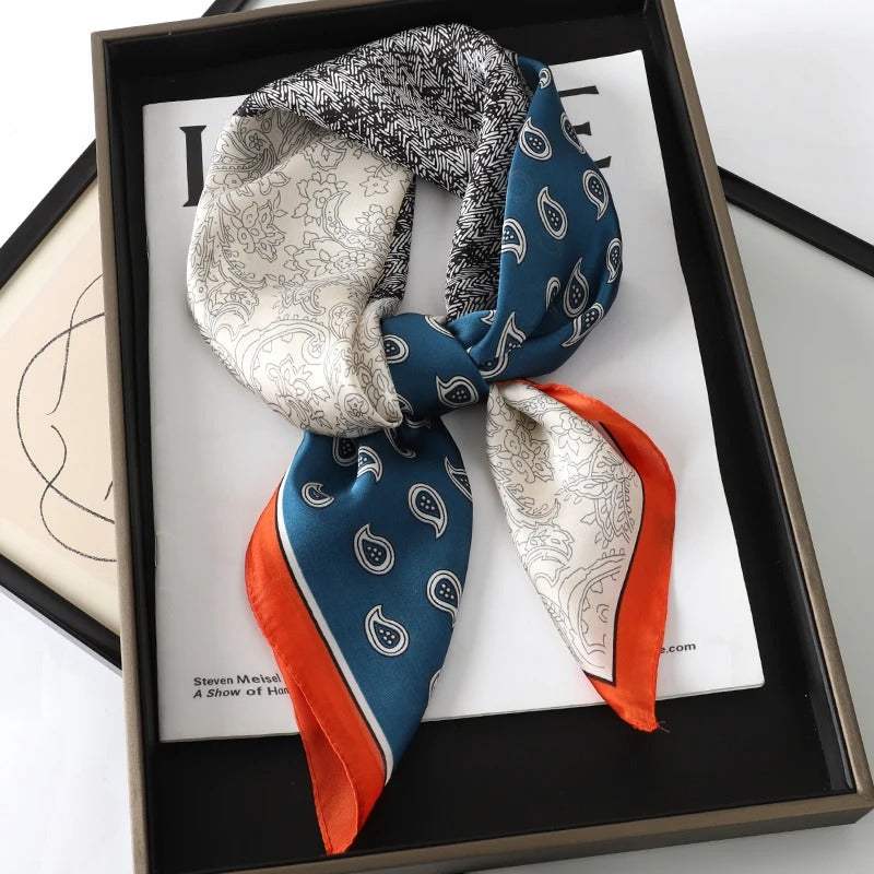 Foulard en Satin de Soie Luxueux - StudioSoie