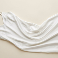 Robe caraco en soie de mûrier 21 momme blanc - StudioSoie