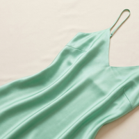 Robe caraco en soie de mûrier 21 momme vert menthe - StudioSoie