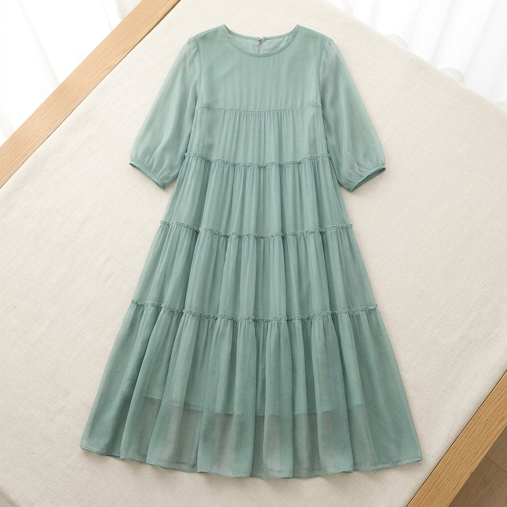 Robe longue en georgette de soie à volants – coloris Vert d'Eau – StudioSoie